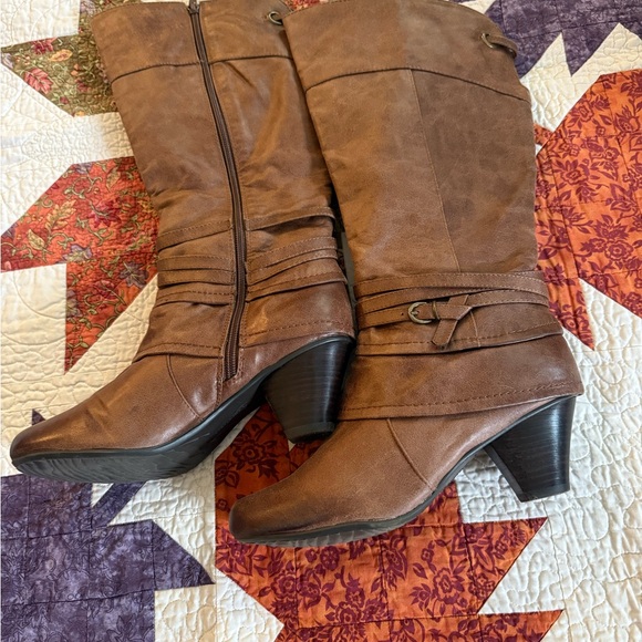 Raleigh Brown Leather Women's Boots - Picture 1 of 4